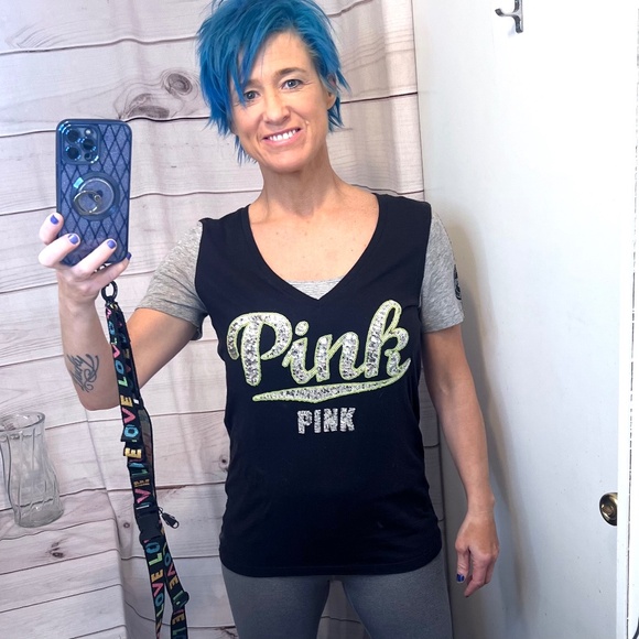 |•PINK•| Victoria's Secret PINK Sequin Logo Size Small - Picture 2 of 14